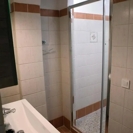 Sophia's Summer Apartment *