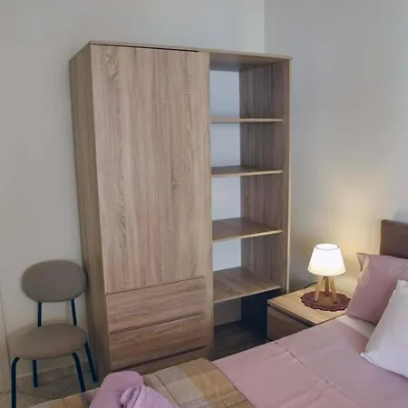 Sophia's Summer Apartment