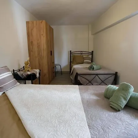 Sophia's Summer Apartment Tolo